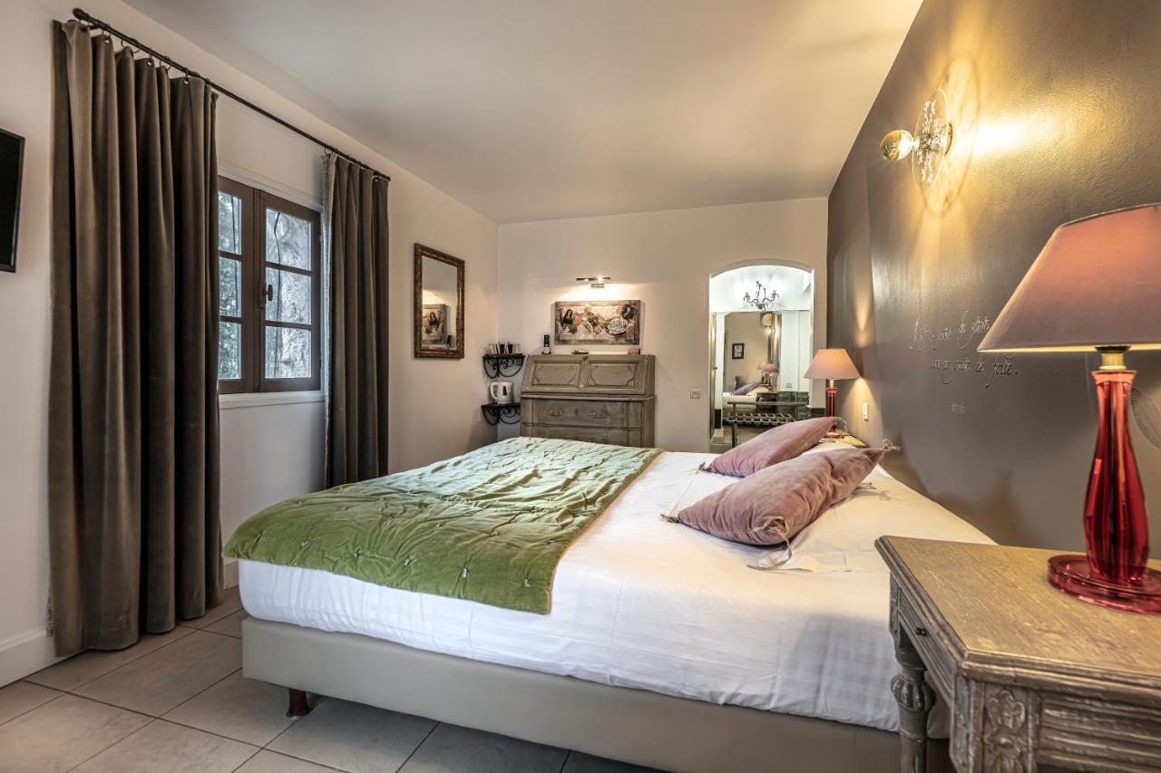 Hotel Du Clos Le Rouret Buitenkant foto