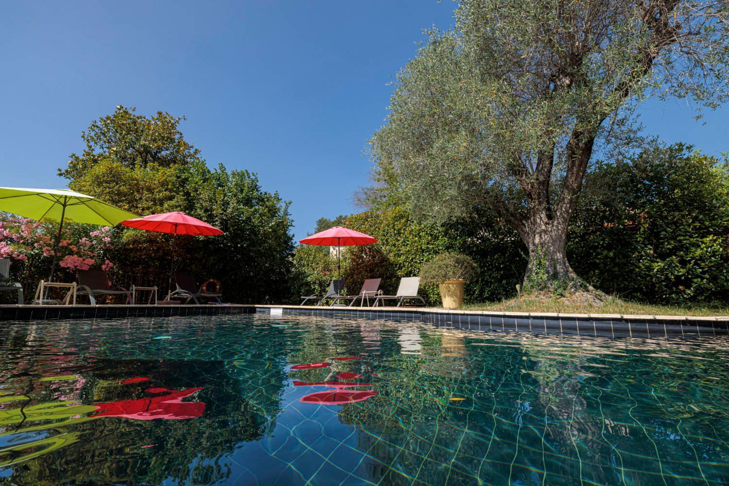 Hotel Du Clos Le Rouret Buitenkant foto