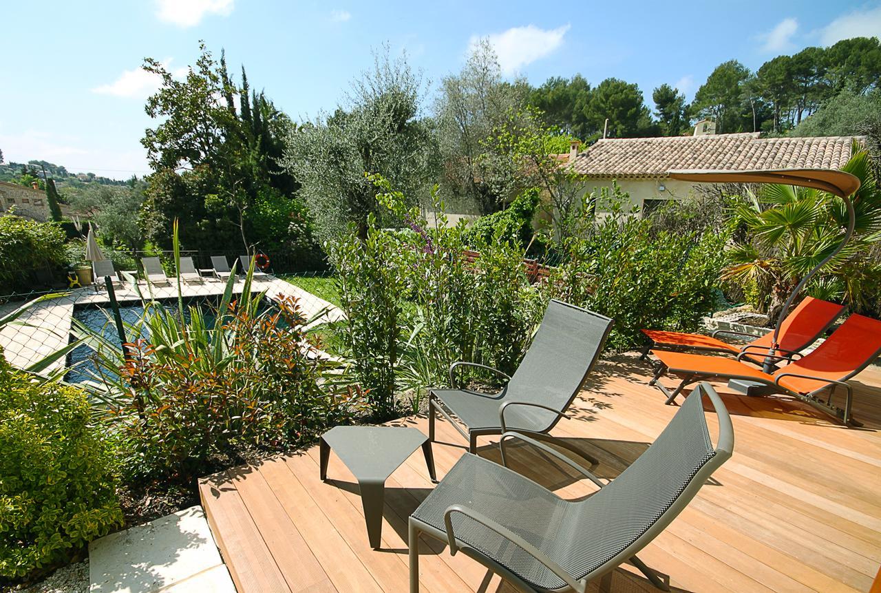 Hotel Du Clos Le Rouret Buitenkant foto
