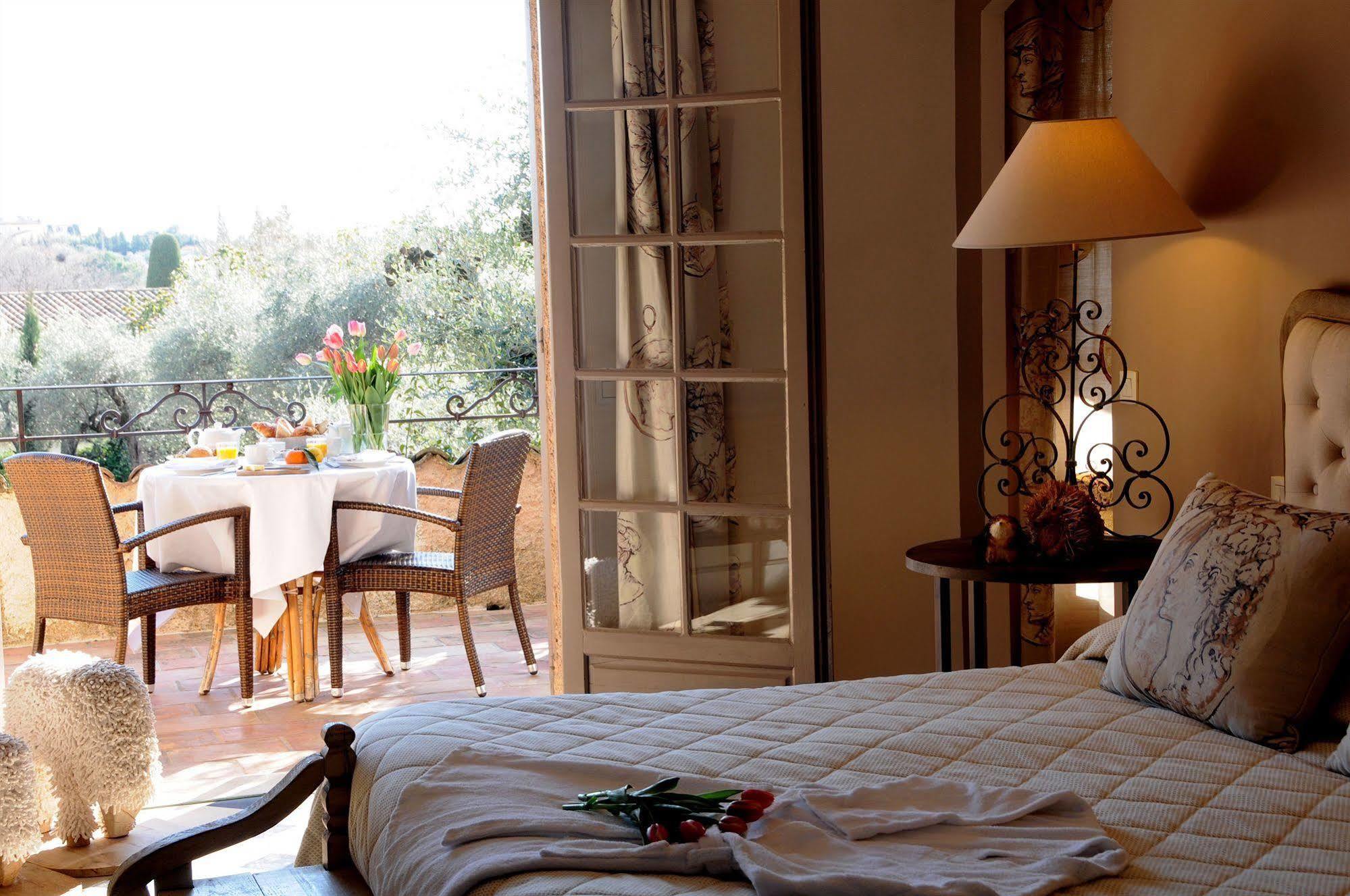 Hotel Du Clos Le Rouret Buitenkant foto